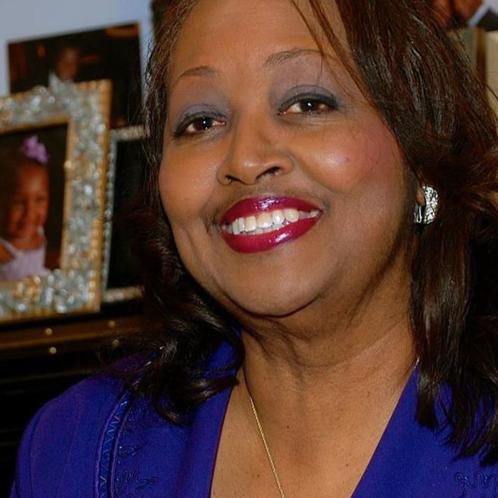 Meet your Posher, Gwen